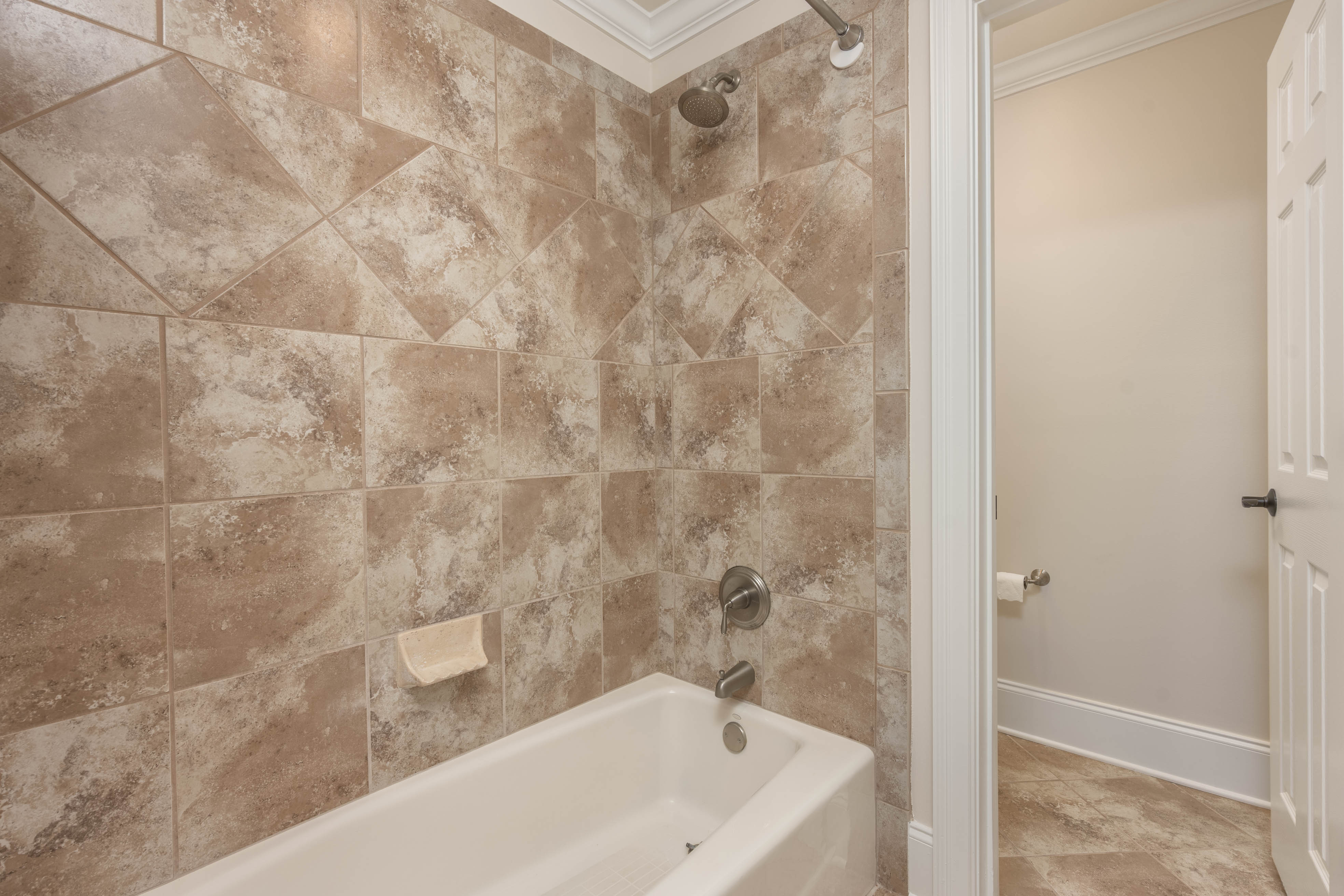 1001 Walton Way image 39